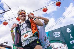 BIB: 501
                            <button type="button" onclick="openModal(21763947)" class="btn btn-primary btn-sm float-right btn-popup" data-toggle="modal" data-target=".modal-high-quality">
                        <i class="fas fa-shopping-cart"></i> Add to Cart
                    </button>
                                            <button type="button" onclick="isThisMe(21763947, true)" class="btn btn-success btn-sm float-right btn-popup btn-isme hidden" data-toggle="tooltip" data-placement="bottom" title="นี่คือรูปของคุณใช่ไหม คลิกที่นี่เพื่อเอาเข้าอัลบั้ม">
                        <i class="fas fa-plus"></i> Add to album
                    </button>
                    <button type="button" onclick="isThisMe(21763947, false)" class="btn btn-warning btn-sm float-right btn-popup btn-isnotme hidden">
                        <i class="fas fa-ban"></i> Remove from album
                    </button>